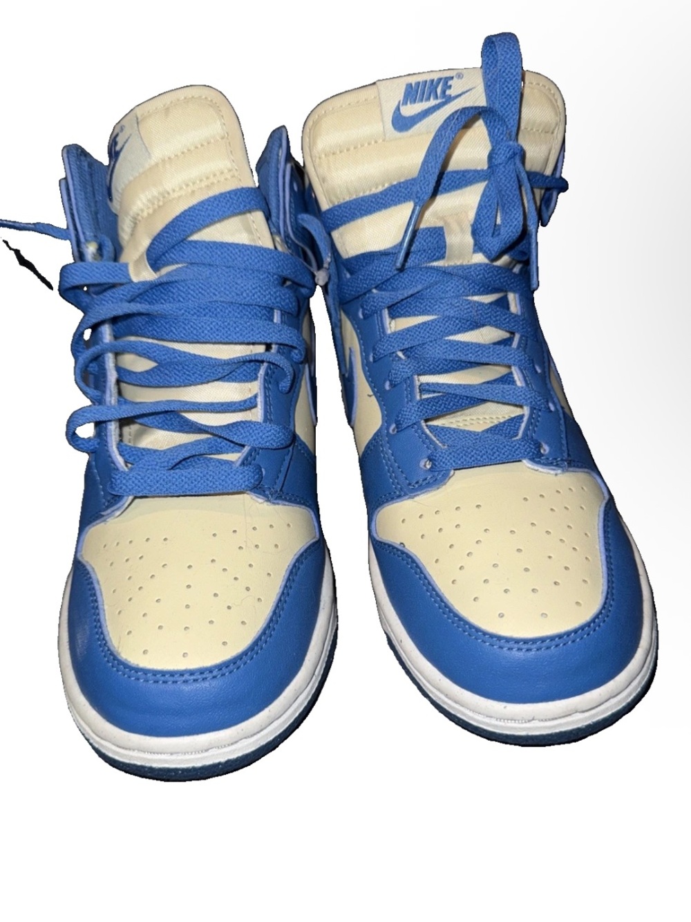 Nike High-Top Sneakers in Cream and Blue Size 8